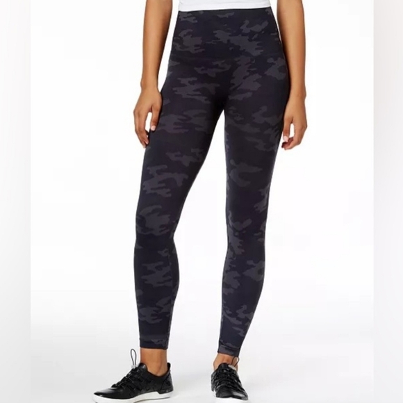 Spanx Size Large Camo Seamless Leggings Black Gray Look At Me Now Slimming 25.5" - Picture 1 of 8